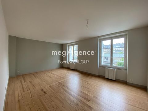 VIRE CENTRE - APPARTEMENT T2 EN TBE AVEC CAVE
