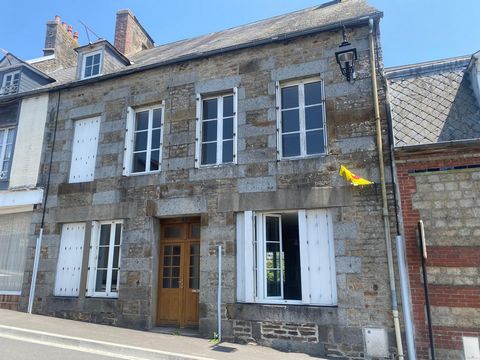 Maison de ville, 140 m², 4 chambres, centre ville Tinchebray