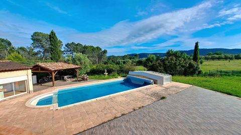 VENTE – Grande villa familiale de 260 m² à BAGNOLS-EN-FORÊT
