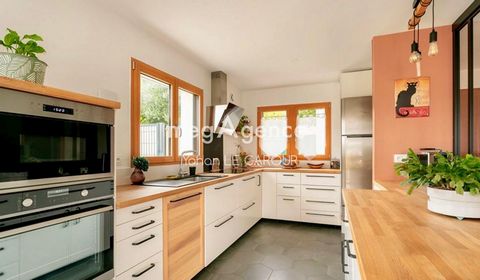 Jolie contemporaine à 2 pas du bourg