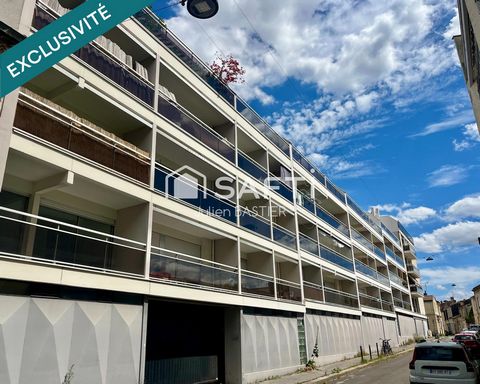Bordeaux centre - Mouneyra Tondu - Grand T2 de 63m2 avec une chambre, balcon, stationnement