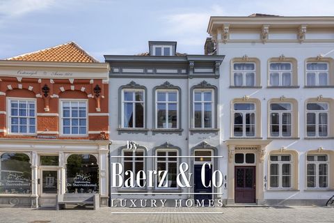 In een van de mooiste straten van Bergen op Zoom gelegen bijzonder en historisch Rijksmonument ‘De Eycke’. Het object ademt karakter, allure en biedt voldoende ruimte voor een compleet gezin. Op de begane grond treft u o.a. een royale woonkamer welke...