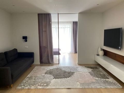 Flat for rent. Rent preferably for a long time with all the necessary amenities: furniture, household appliances. The apartment is bright, spacious and warm. All infrastructure in close proximity. Utilities are paid by meters. Wifi brought to the apa...