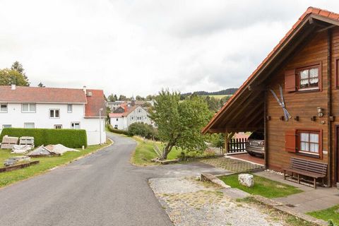 This is a spacious 4-bedroom holiday home in Hinterrod (Eisfeld) that can host 12 persons. The home is a unique destination for both families and adventure lovers. You will enjoy the home's 6-person sauna during the colder seasons. The home is at an ...