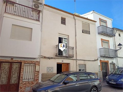 This 219m2 build 4 bedroom Townhouse is situated in the whitewashed Spanish village of Valdepenas de Jaen in the heart of the Sierra Sur close to popular Castillo de Locubin in the province of Jaen in Andalucia, Spain. Being sold part furnished for 6...