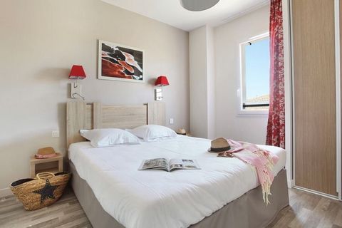 Fleur de Sel is a small holiday park in a quiet location, near the picturesque town of Aigues-Mortes in the Camargue. The 65 new homes are connected in blocks and connected by walking paths; the park is car-free. The maisonettes are all well furnishe...