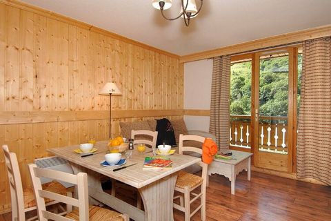 Les Chalets de L’Arvan II is een mooi vakantieparkje met een achttal geschakelde chalets met ieder twee appartementen, éé per woonlaag. Ze zijn gebouwd in de typische Savoyarde stijl; kenmerkend is het gebruik van natuurlijke materialen zoals hout en...