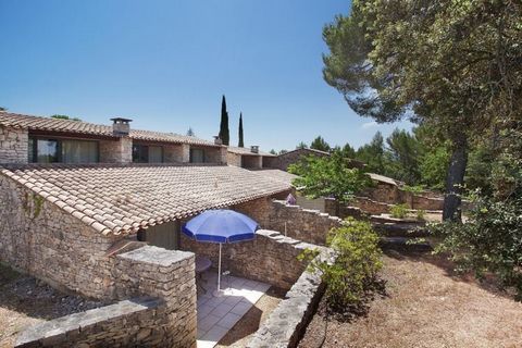 La Bastide des Chênes is a small-scale holiday park in a beautiful, quiet location, near the picturesque town of Gordes, in the Vaucluse region. The characteristic, terraced maisonettes were built in the style of the region with the use of authentic ...