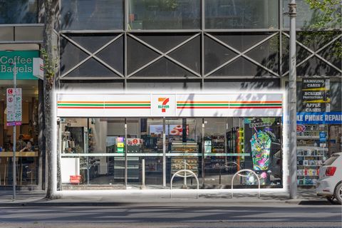 Teska Carson is pleased to offer Shop 2, 163 King Street, Melbourne for sale.  Located in King Street's entertainment and office precinct and close to the busy intersection of Bourke Street, this location is second to none.  Key attributes:  - Tenant...