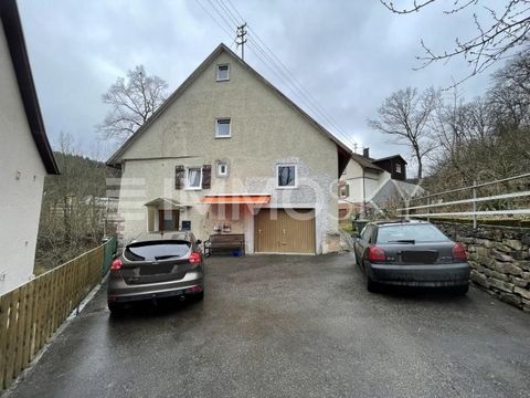 The charming house in Calw offers a living area of 116.50 m² on a plot of 313 m². It has a total of 2 bathrooms and is located in a quiet location within walking distance of the town centre. The old building offers the possibility of expanding the li...