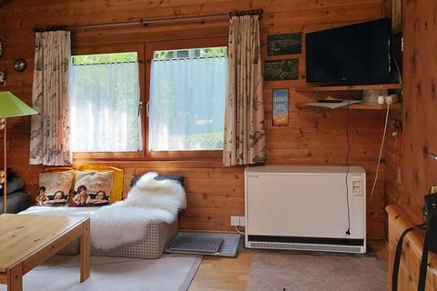 With young and old to the Black Forest: Our rustic, cozy log cabin is located on a spacious garden plot and offers enough space for the whole family. In the attic there is an open sleeping loft with a mattress camp, ideal for the little adventurers. ...