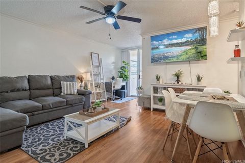 Looking for a rare opportunity to own a 2bd/1ba/1pk condo under $350,000? Look no further than this move-in ready unit located in the heart of Honolulu. Thoughtfully updated, this home features a renovated kitchen and bathroom, vinyl plank flooring, ...