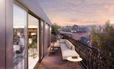 GADAIT International presenta un eccezionale appartamento con 3 camere da letto e 3 bagni con una superficie totale di 181,25 m² e una terrazza di 6,7 m². Questo spazio di 174,47 m² combina lusso e comfort, con un cortile vetrato su cinque livelli ch...