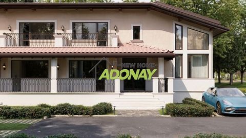 CASA A DUE PIANI!! BELASHTITSA!! VISTA PANORAMICA!! Presentiamo alla vostra attenzione una meravigliosa casa a due piani con vista panoramica nel villaggio di Belashtitsa, nella regione di Plovdiv. La proprietà offre una superficie edificata totale d...