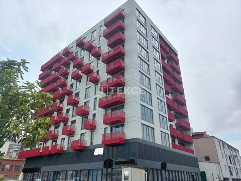 Spacious Apartments with Balcony 2 km from Metro in İstanbul Küçükçekmece, the easiest region to access in İstanbul, is rapidly growing due to investments. The region is suitable for families to live in and offers easy access to a great variety of hi...