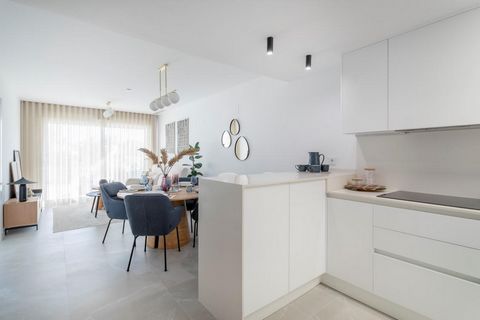 Apartament na drugim piętrze, 2 sypialnie, 2 łazienki, 70m2, 17m2 taras - bezpośredni widok na morze i wspólny basen - €365.000 Apartament na pierwszym piętrze, 2 sypialnie, 2 łazienki, 70m2, 17m2 taras - bezpośredni widok na morze i basen komunalny ...