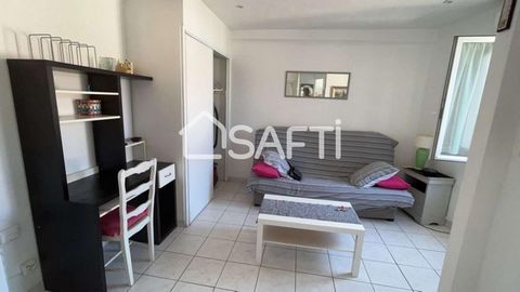 Located in Toulon (83000), this 23.72m² studio offers an ideal location opposite the Loubière park, just 10 minutes walk from the city center and the port of Toulon. Close to shops, restaurants, bars and served by a bus stop, this property benefits f...