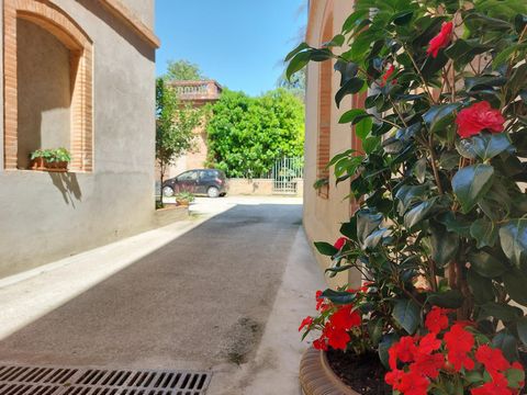 Dpt Tarn et Garonne (82), à vendre MONTAUBAN appartement T5 dernier étage avec emplacement de parking