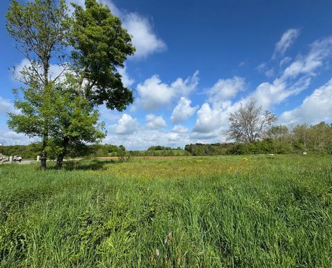 terrain constructible libre de constructeur vue champêtre