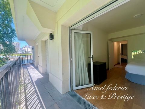 Appartement dException Vue Panoramique sur la Seine Neuilly-sur-Seine, Île de la Jatte (4p 96m2)