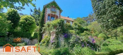 Propriété de caractère, 2 habitations, 304 m², 9 pièces avec jardin.