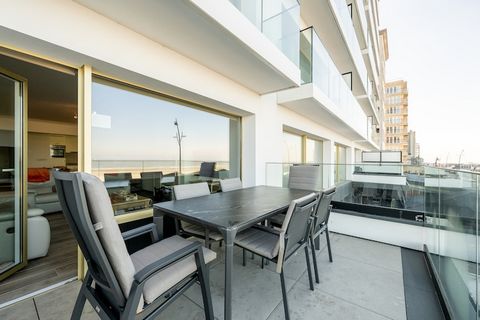 This is a spacious, country-style apartment perfectly located on Zeedijk 157, offering stunning sea views from both a front and south-facing terrace. Situated on the 1st floor, this bright and comfortable apartment can accommodate up to 4 guests, mak...