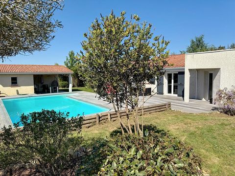Villa T6 - Double garage - Piscine -