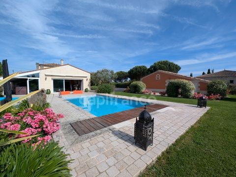 Maison à vendre 6 pièces AMBARES ET LAGRAVE (33) - Piscine - Garage - 3 chambres