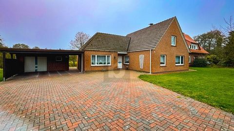 Met 3 kamers en een woonoppervlak van 100 m² biedt dit charmante vrijstaande huis in Rhauderfehn voldoende ruimte voor gezinnen of koppels die willen genieten van rust en natuur. Toegankelijkheid zorgt voor comfort en flexibiliteit in alle levensfase...