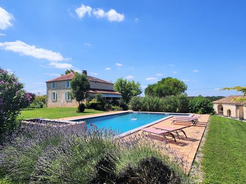 Belle Maison de Maître - à vendre 10 pièces - Longère, gîte et piscine - proche de MONFLANQUIN (Lot-et-Garonne)