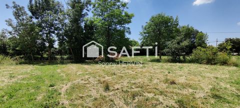 Terrain 754m² à 2 km du château et vue sur étang