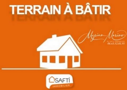 TERRAIN CONSTRUCTIBLE VIABILISÉ - CENTRE DE SAINT AYGULF (83370):