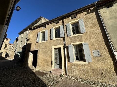 Charmante maison dans le beau village de Caunes Minervois.