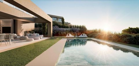 Villa Menta es una propiedad de tres niveles, que cuenta con un sótano, una planta baja y una planta superior. Debido al terreno inclinado, la planta baja es casi paralela a la carretera y ofrece estacionamiento exterior, con escaleras que conducen d...