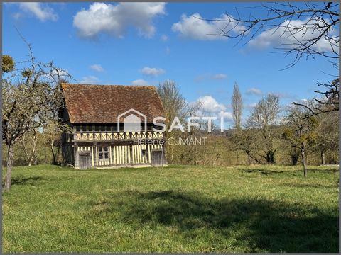 BIEN D'EXCEPTION au coeur du Pays d'Auge : Manoir, édifié au XVème siècle et inscrit aux monuments historiques.