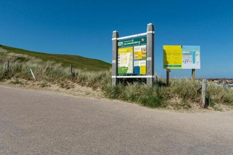 Dit gezellige, volledig gemeubileerde appartement is perfect voor een ontspannen strandvakantie in Julianadorp aan Zee. Strandslag Appartement 199 ligt op de tweede verdieping en biedt vanaf het Franse balkon een prachtig uitzicht op de duinen en het...