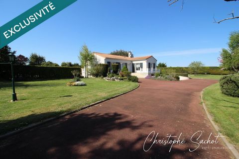 Maison sur parcelle de 5000m2, 4 chambres, garage.