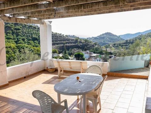 This is one of our country houses on the Costa del Sol. It is located only 5 minutes from the village of Frigiliana, one of the most beautiful villages in Spain, and only 15 minutes from the beaches of Nerja. It offers fantastic views of the countrys...