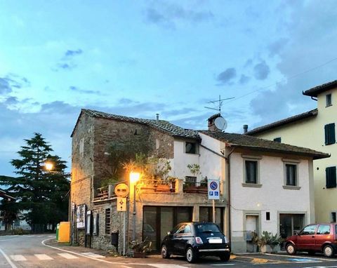 BORGHETTO, TUORO SUL TRASIMENO, Single house for sale of 180 Sq. mt., Good condition, Heating Individual heating system, Energetic class: G, Epi: 165 kwh/m2 year, composed by: 7 Rooms, Separate kitchen, , 2 Bedrooms, 2 Bathrooms, Price: € 95,000