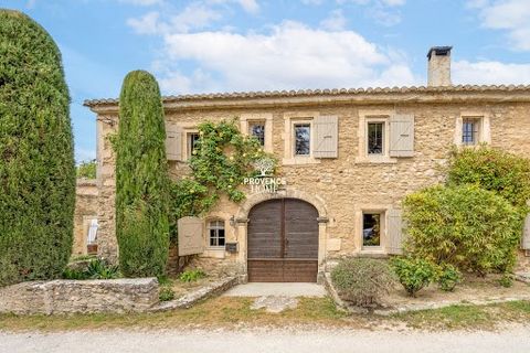Provence Home, the Luberon real estate agency, is offering for sale, a charming 18th-century stoned house, located in a peaceful area and close to all amenities. HOUSE SURROUNDINGS Located in a historic hamlet of Oppède, the house is ideally located ...