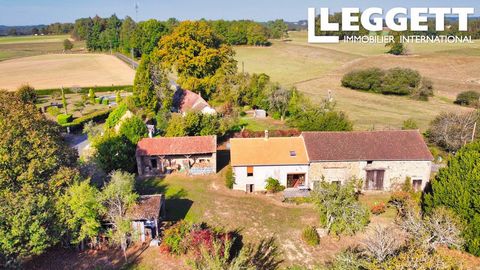 A24874BLO24 - Altes Bauernhaus aus Stein, weitgehend restauriert, in ruhiger Lage zwischen Limoges und Perigueux. Mit seinem kleinen Haus gibt es zusätzlich ca. 150 m2 Wohnfläche plus eine große angrenzende Scheune mit herrlichem Volumen. 90 % der Dä...