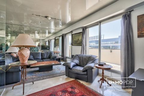 Immo-pop, the fixed-price real estate agency offers you this apartment type T4 of 98 m², located on the 9th and last floor of a well-maintained building and renovated in 2022. Located in Charenton-le-Pont, it enjoys a privileged service by public tra...