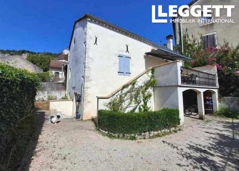 A25156MAL46 - 20 mn from Cahors, pretty old village house, recently restored, set in 319 m² of land. Ready to move into, ideal for someone looking for a house that needs no work. Work carried out: roof, insulation, double glazing, installation of hig...