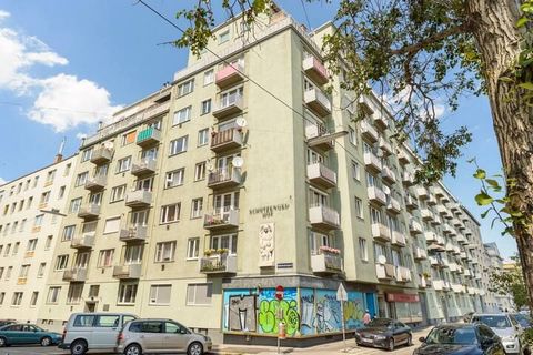 This beautifully decorated 32 square meter apartment can accommodate up to 2 people in a comfortable double bed. The kitchen is equipped with basic amenities so that our guests can easily prepare meals before or after a day exploring the city. Free W...