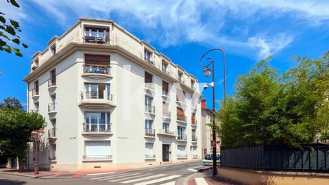 ART DECO GEBÄUDE - 2. OG - 78 M² - 4 ZIMMER - HOHE DECKEN - SÜD-OST/WEST-AUSRICHTUNG - SCHÖNE AUSSICHT - SEHR GUTER ZUSTAND KW Partners, François Joly und Sylvie Thierry präsentieren diese schöne Wohnung, 650 Meter zu Fuß vom Bahnhof Barre Ormesson e...