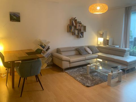 The renovated apartment exudes a lot of charm. In the apartment you have two pretty rooms available for free development. A current energy certificate is available for inspection. Particularly noteworthy is the balcony, which is a great place to rela...