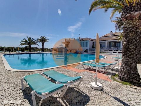 Excellent T0 in the Golden Club Tourist Village in the heart of the Ria Formosa in Cabanas de Tavira. Apartment with bathroom with bathtub, and living room/kitchenette, bedroom with access to terrace, with space for table and chairs and where you can...