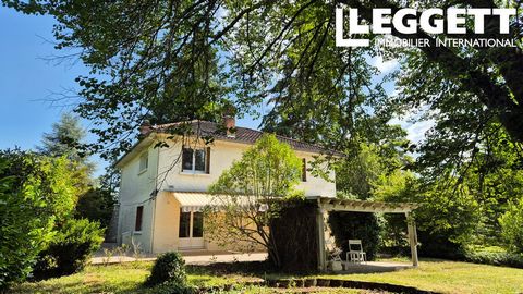 A31228JUV24 - Very nice renovation for this house offering a large surface area and a large wooded park close to Périgueux 5 minutes Information about risks to which this property is exposed is available on the Géorisques website : https:// ...