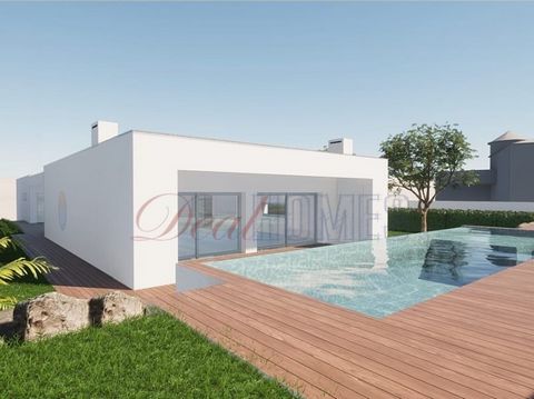 Deal Homes presents, Villa with 3 bedrooms and 4 bathrooms, under construction, with private pool, spacious terrace, lush garden and large garage. The outdoor leisure and dining area and the swimming pool create the perfect space to enjoy the sun and...