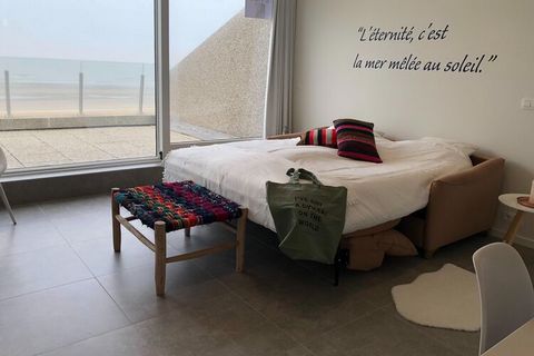 Séjour exclusif avec vue sur la mer, un merveilleux séjour sans soucis. Nouvel atelier. Ameublement élégant, canapé-lit avec matelas de 1m60 et 1 lit superposé, cuisine avec appareils électroménagers AEG. Salle de bain pour se détendre complètement a...